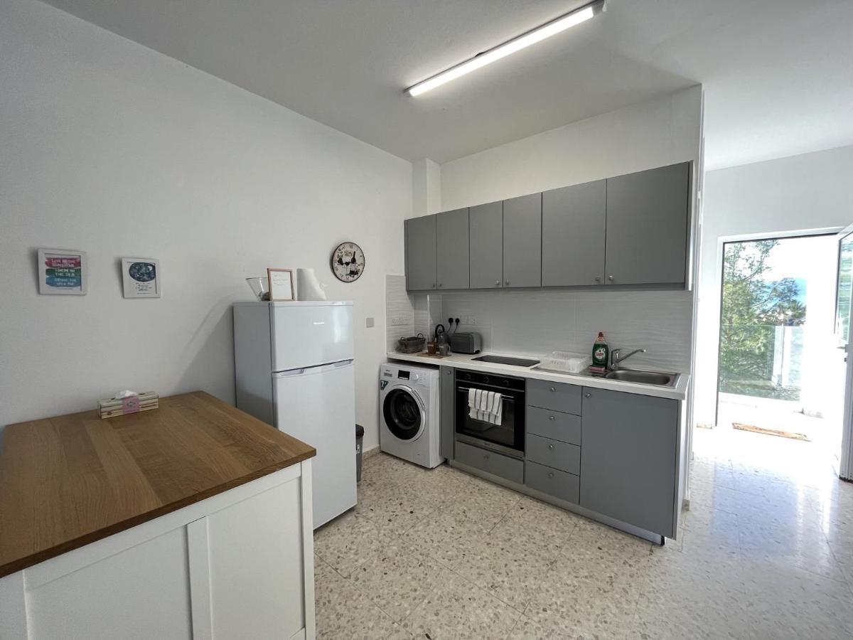 White House Studio With Sea View And Parking Polis Exterior foto